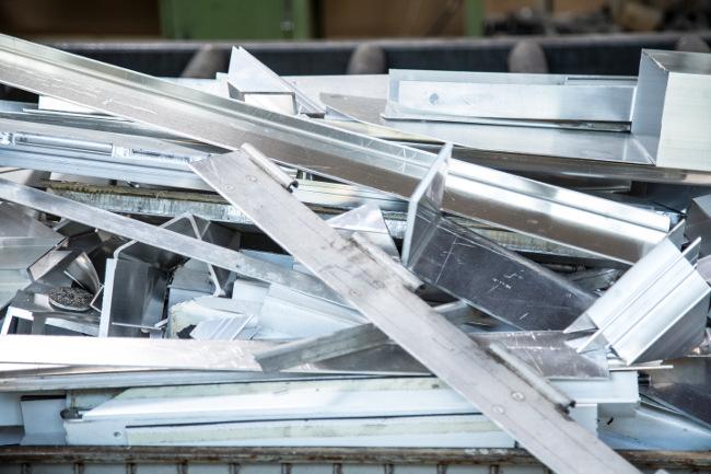 Długie elementy aluminiowe
